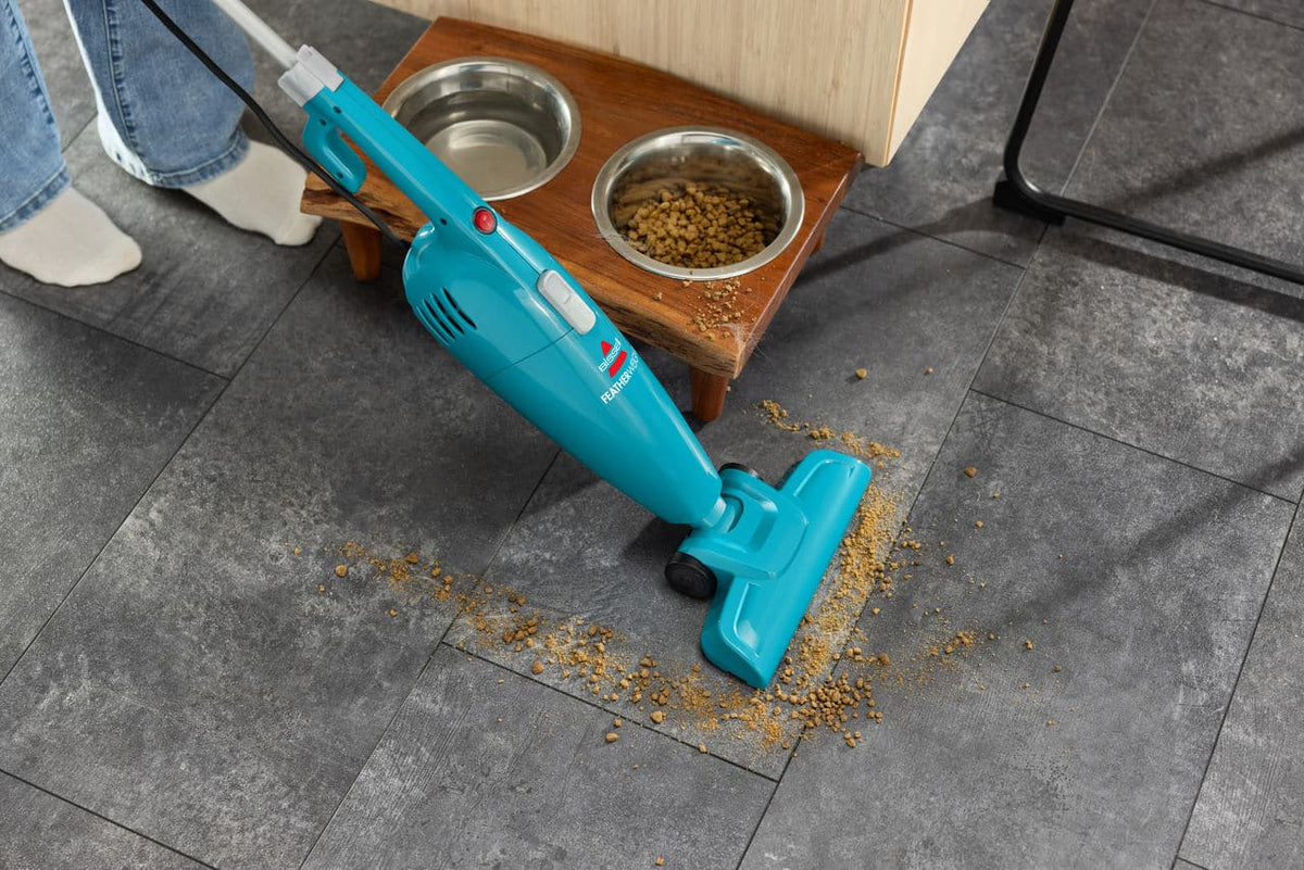 BISSELL - FeatherWeight Lightweight Stick Vacuum - Blue