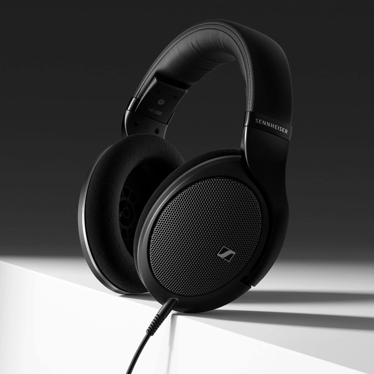 Sennheiser - HD 550 Over-Ear Open-Back Wired Audiophile Headphones - Black