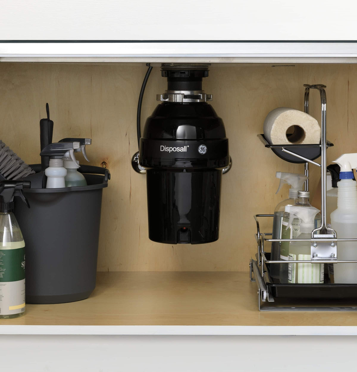 GE - 3/4 HP Continuous Feed Garbage Disposer - Black