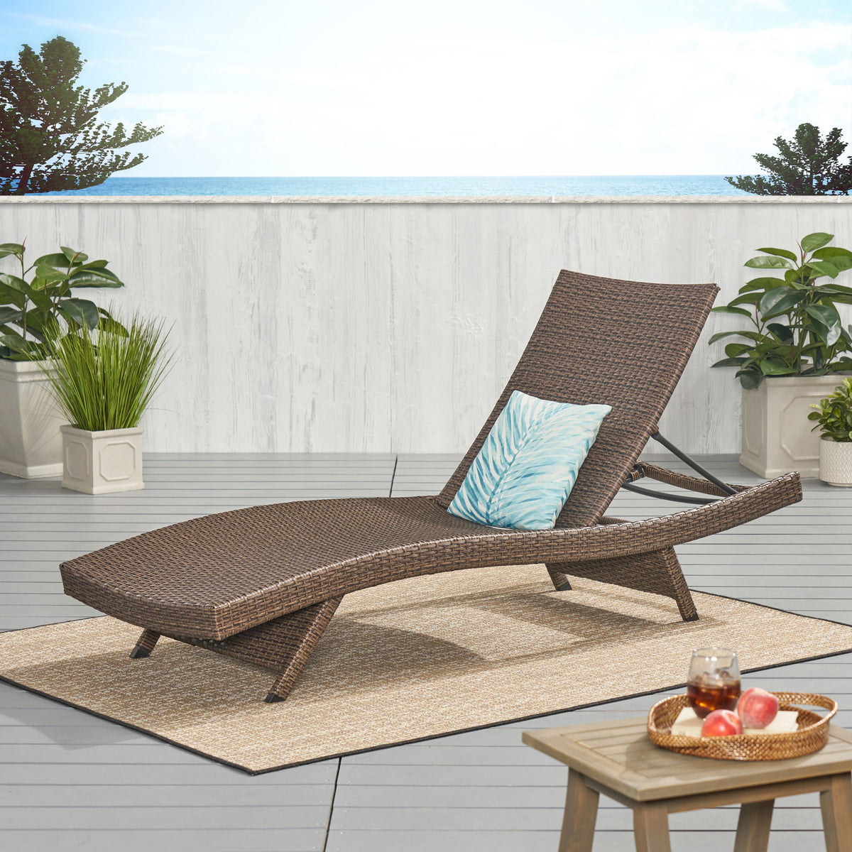 Salem - Chaise Lounge