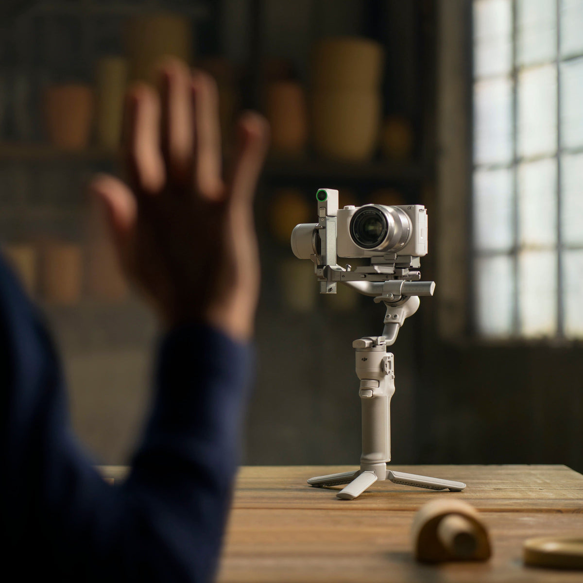 DJI - RS 4 Mini 3-Axis Gimbal Stabilizer - Gray