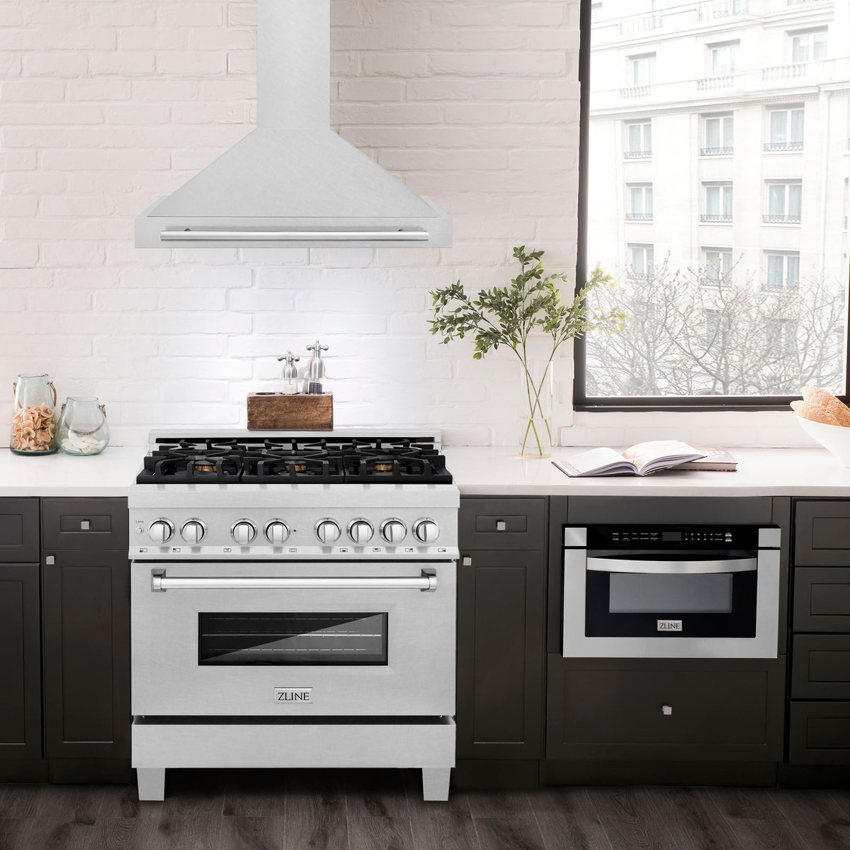 ZLINE - 36 inches - Externally Vented - Wall Range Hood - Stainless Steel