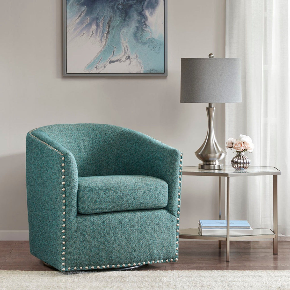 Luxurious Chair With 360 Degree Rotation