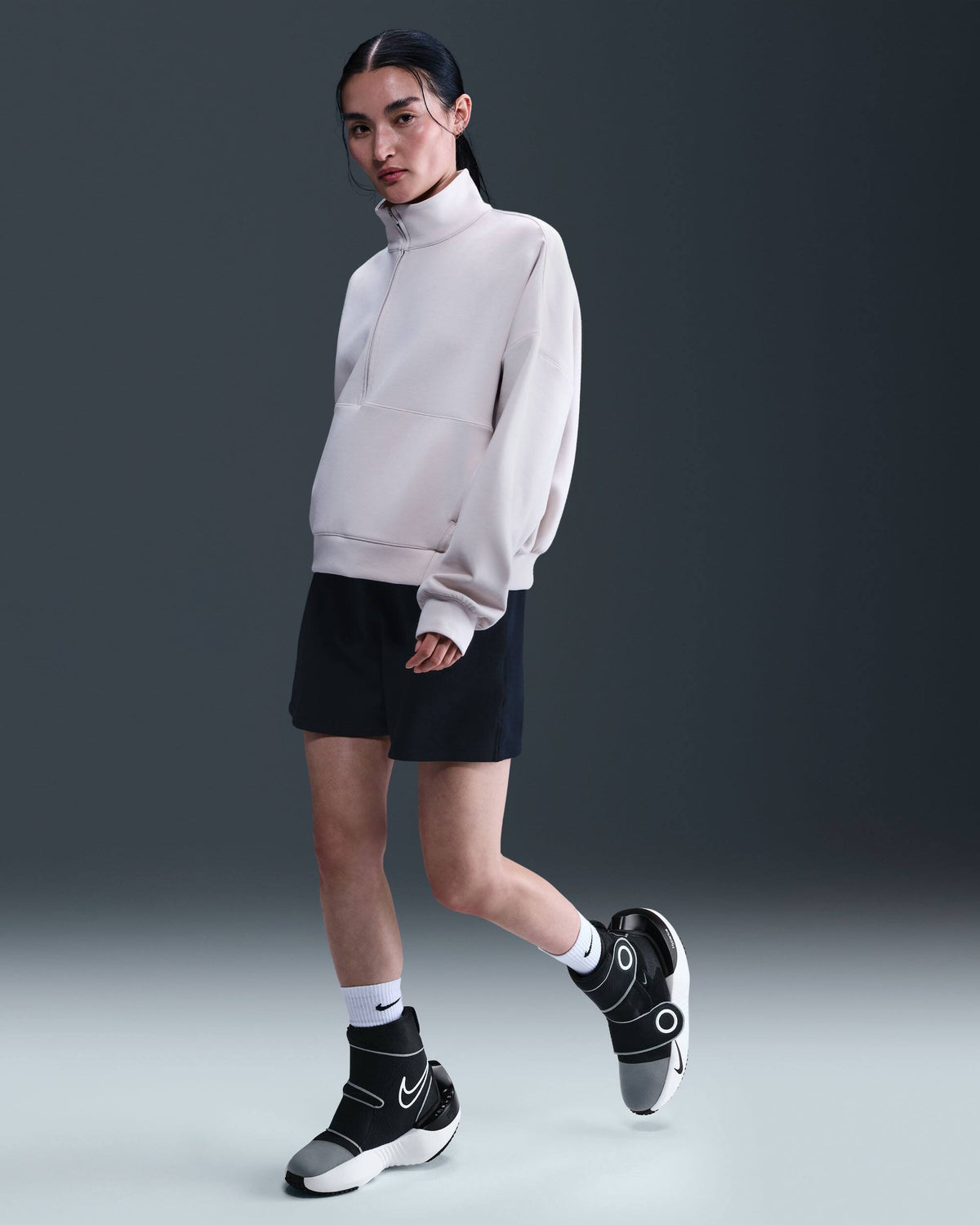 Hyperice - Hyperboot by Nike x Hyperice- Medium - Black