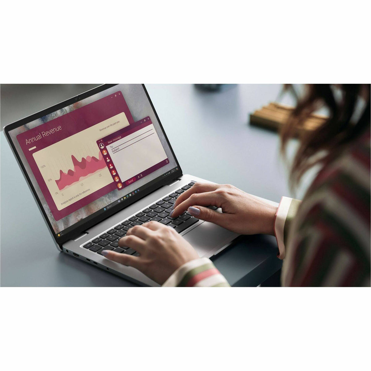 Dell - Pro 14 14" IPS LCD 1920 x 1200 (Full HD Plus) Laptop - Intel Core Ultra 5 with 16GB Memory - 512 GB SSD - Platinum Silver, Silver