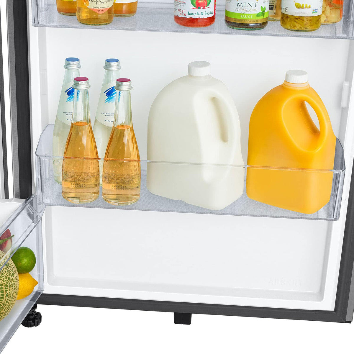 Samsung - 28 in. Wide 18 cu. ft. Garage Ready Top Freezer Refrigerator with Ice Maker - Stainless Steel