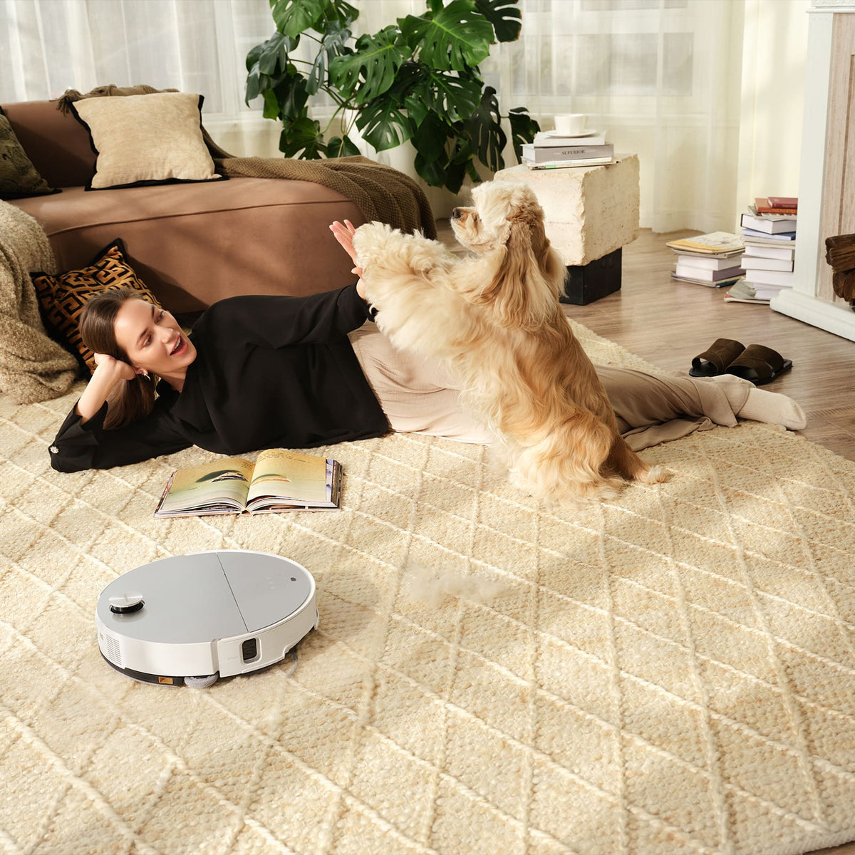 Roborock - Saros 10 Ultra Thin, Self-Lifting Robot Vacuum and Mop , 22,000 Pa Suction Hyper Force and Multi-Fuction Dock - White
