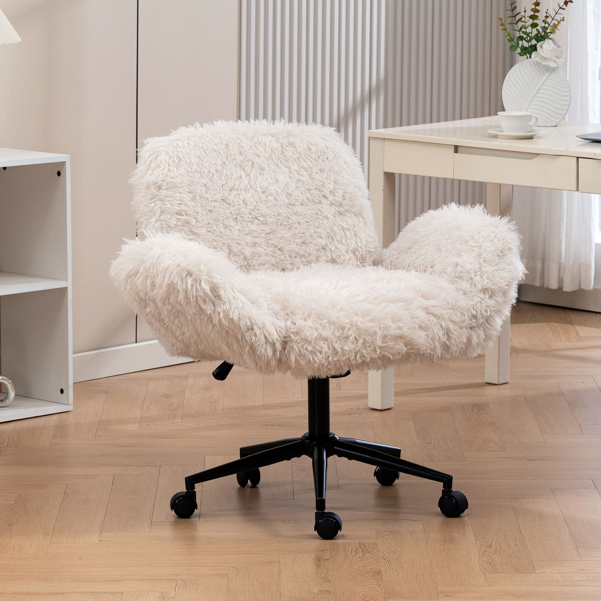 Silla Giratoria con Reposabrazos Ajustables y Ruedas para Oficina en Casa - Beige