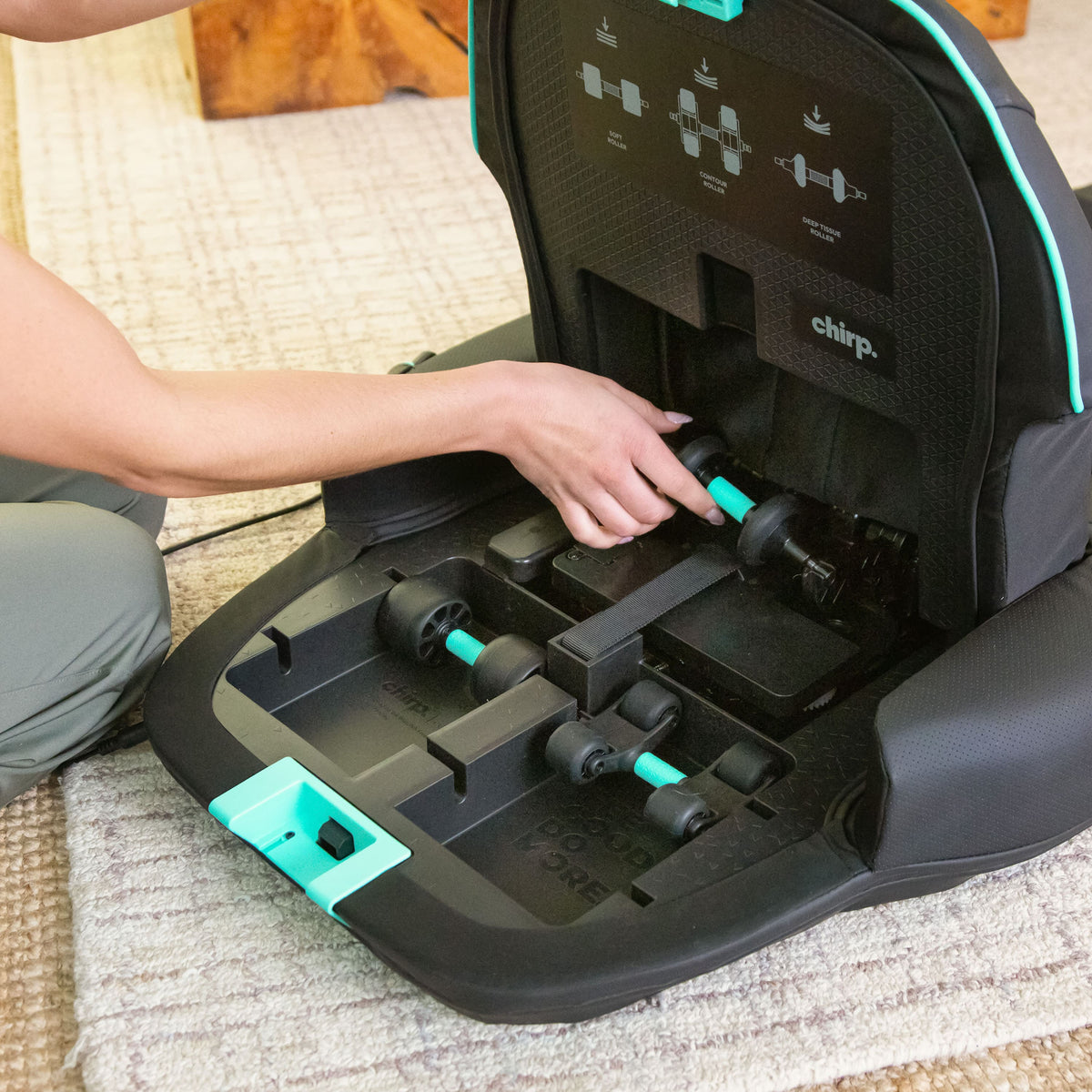 Chirp - Contour Decompression & Massage Table - Black