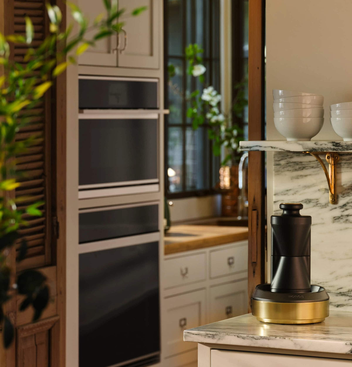 Monogram - 1.7 Cu. Ft. Convection Built-In Microwave with Sensor Cooking and Five in One 240V Advantium Technology - Stainless Steel