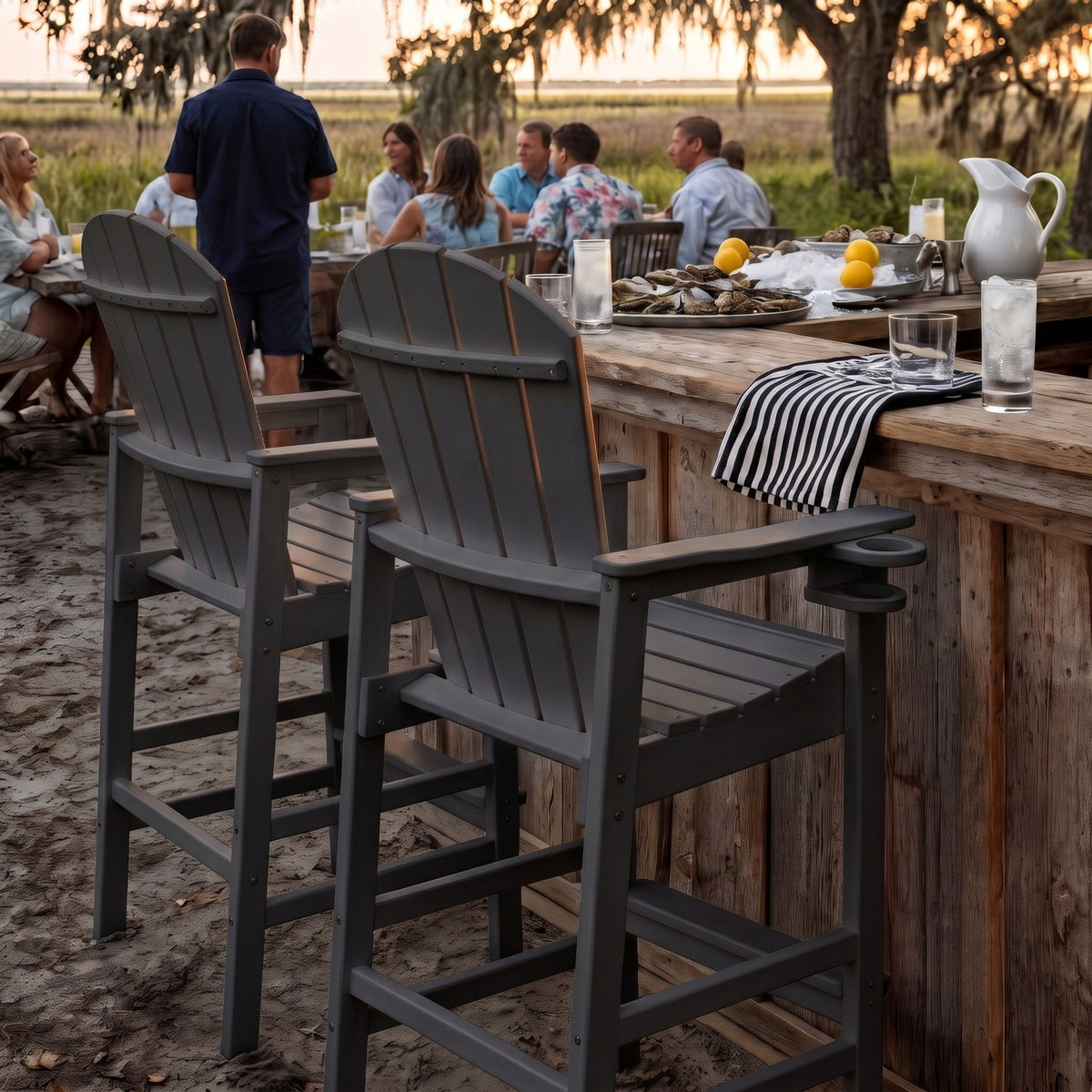 Silla Adirondack de altura de barra con portavasos y reposabrazos