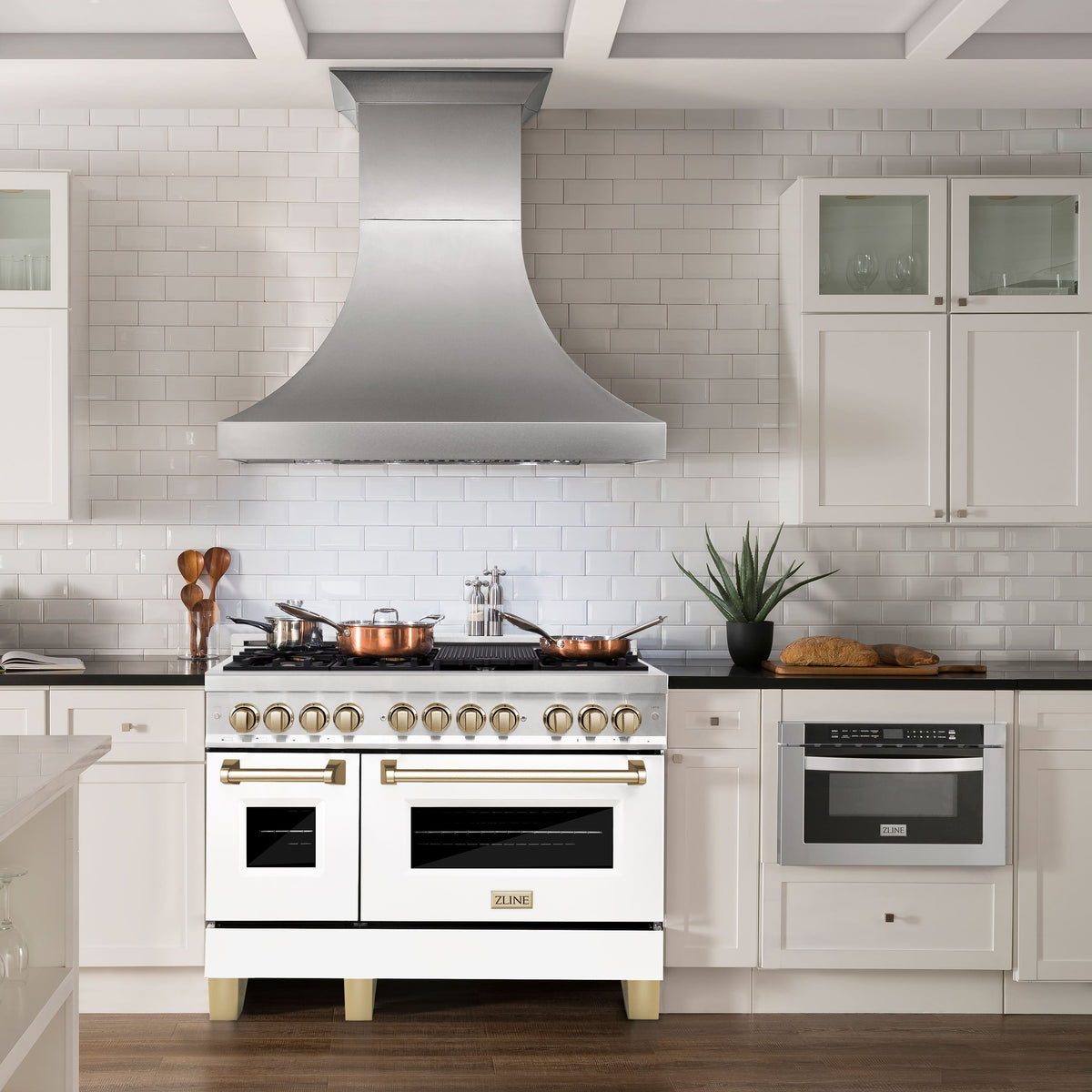 ZLINE - 48 in. Wide 8 Burner 6.0 cu. ft. Autograph Legacy Dual Fuel Freestanding Range in Satin Steel w/ White & Gold Accents - Multicolor