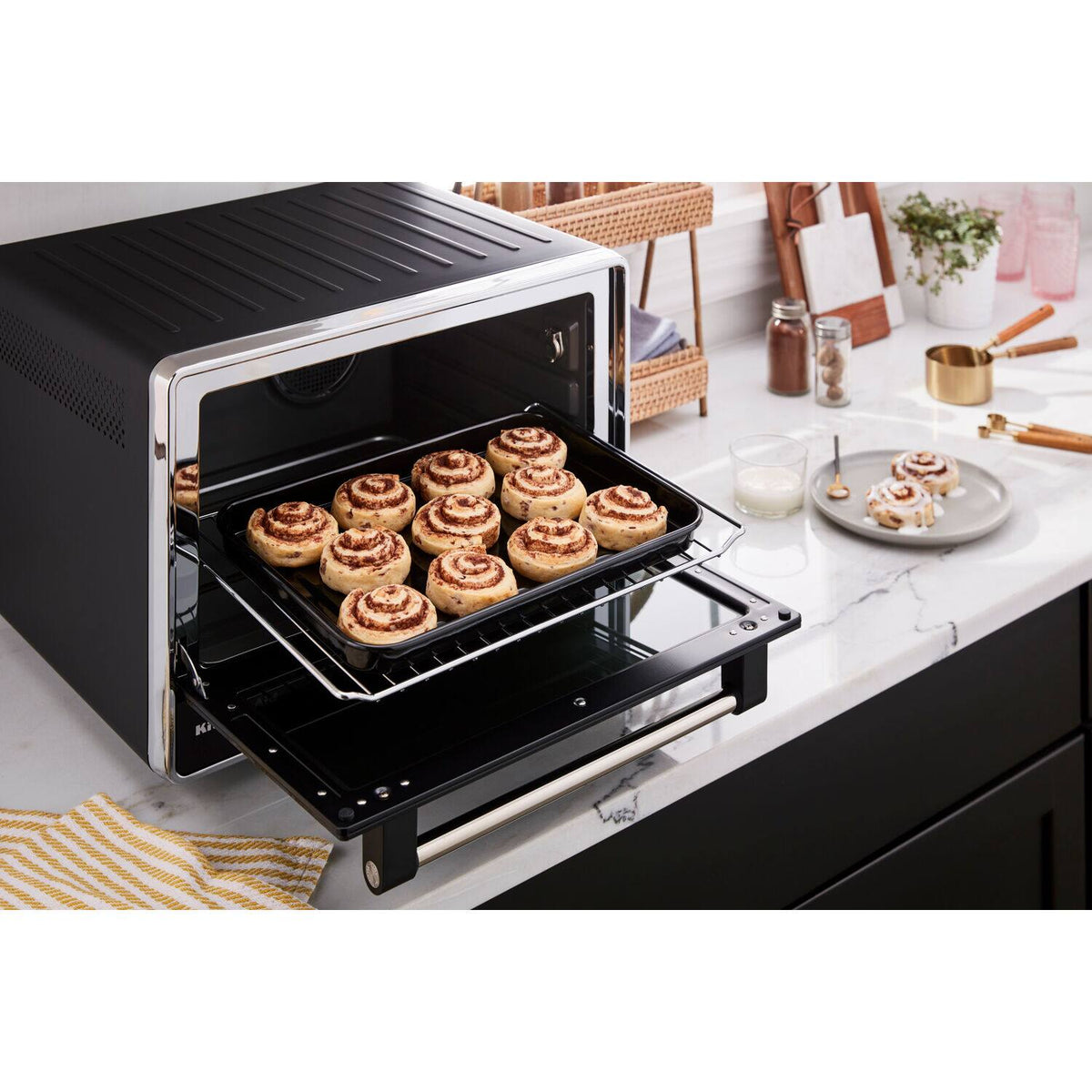 KitchenAid - Dual Convection Countertop Oven with Air Fry and Temperature Probe, 120 VAC - Black Matte