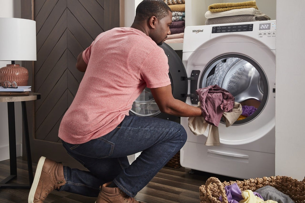 Whirlpool - 4.5 Cu. Ft High Efficiency All In One Washer/Dryer Combo with Steam and Load & Go XL Dispenser - White