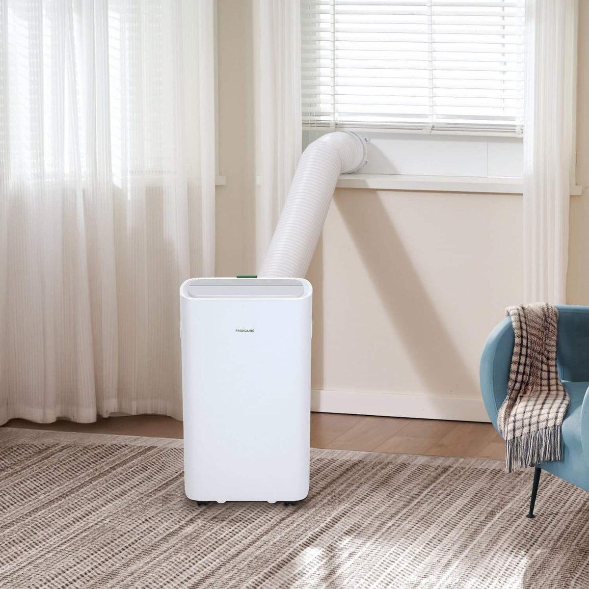 Frigidaire - 115V 14,000 BTU 450 Sq. Ft. Portable Air Conditioner with 12,000 BTU Supplemental Heat Function - White