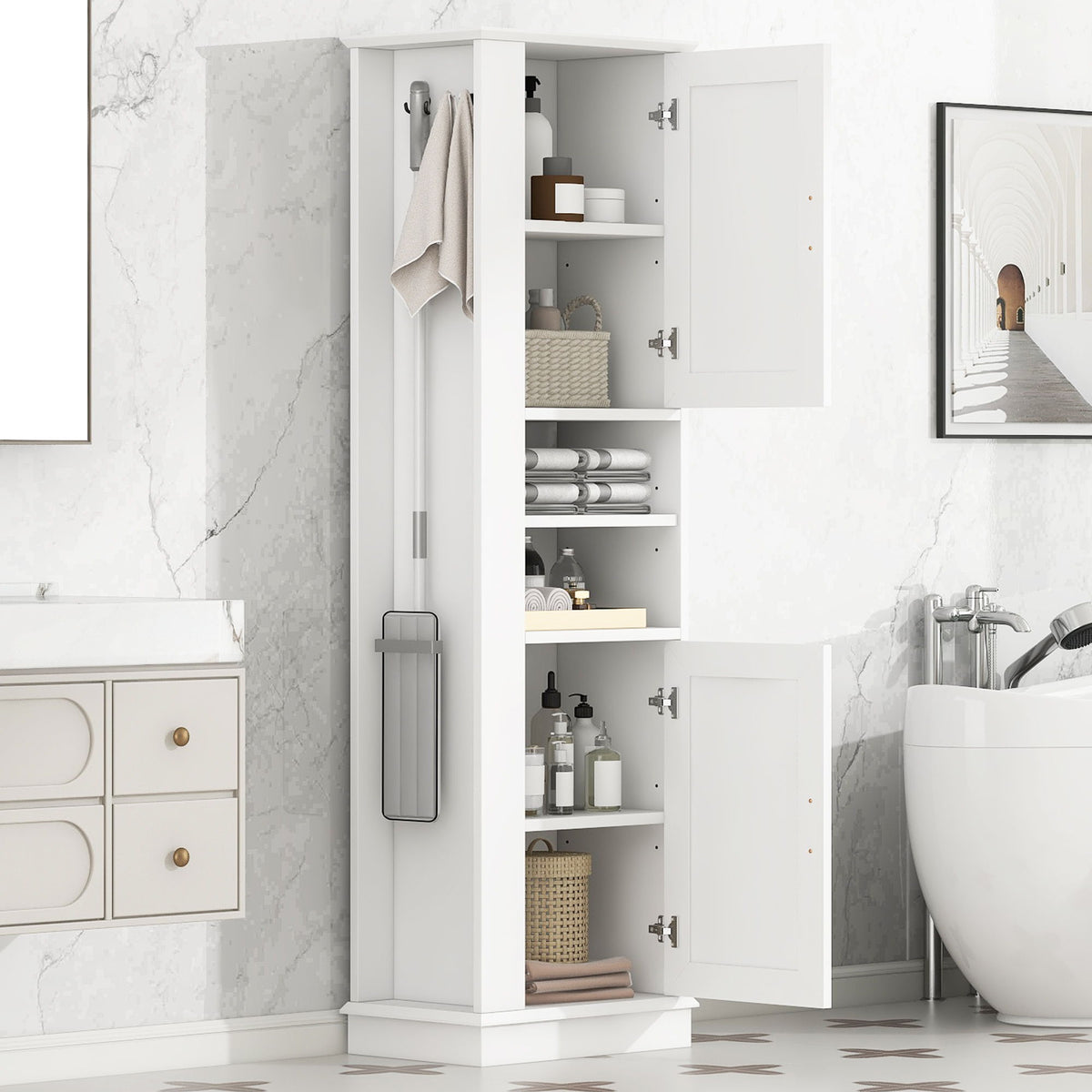 Armario de baño alto independiente con estantes ajustables y panel de ganchos laterales, diseño rectangular