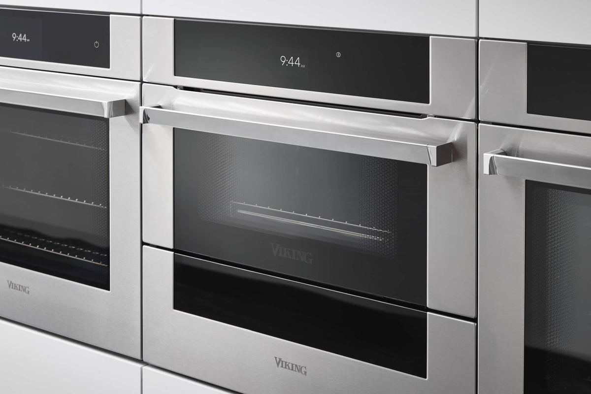 30” Viking RVL Collection 1.4 cu. ft. Built-In Single Electric True Convection Steam Oven - Stainless Steel