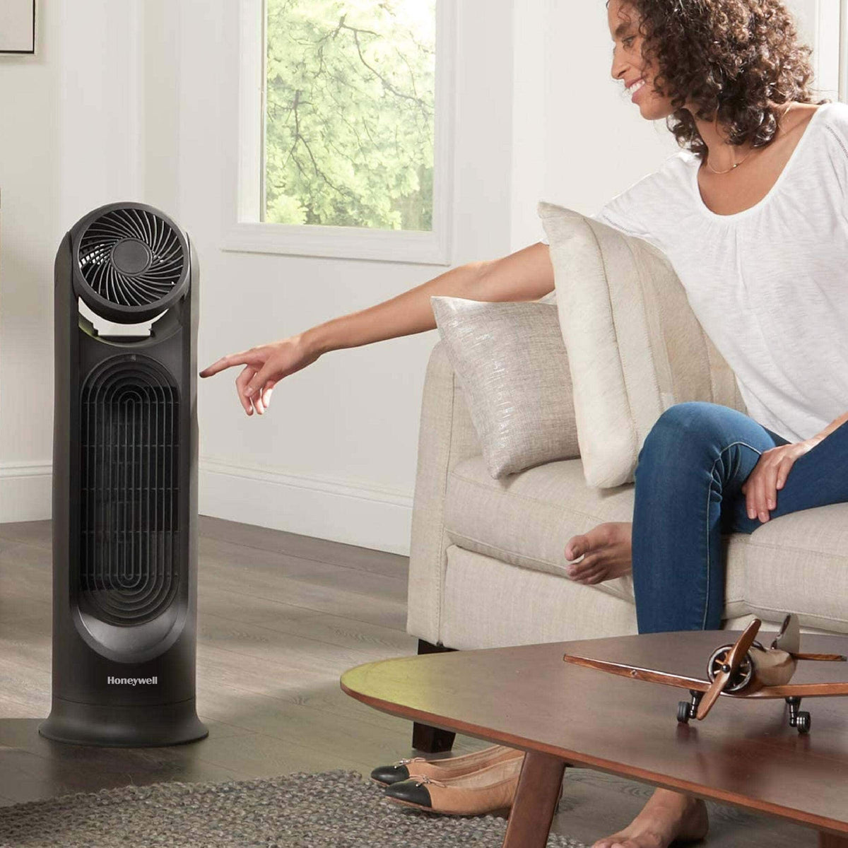 Honeywell - TurboForce Tower Fan - Black