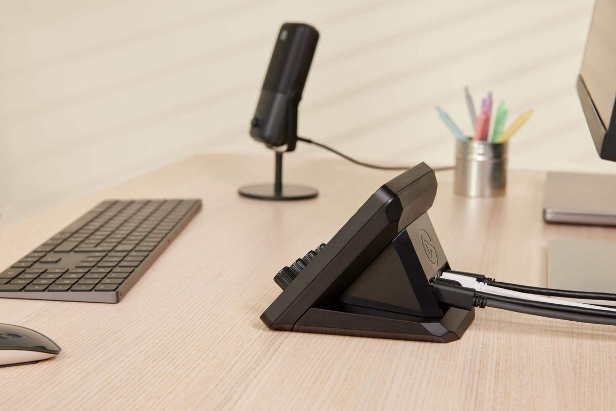Elgato - USB Hub - For Stream Deck+ USB Microphone Interface and Customizable Audio Mixer - Black