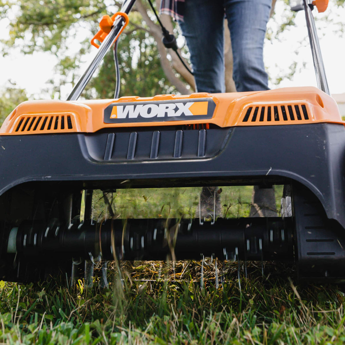 WORX - 12 AMP 14" Electric Dethatcher - Black