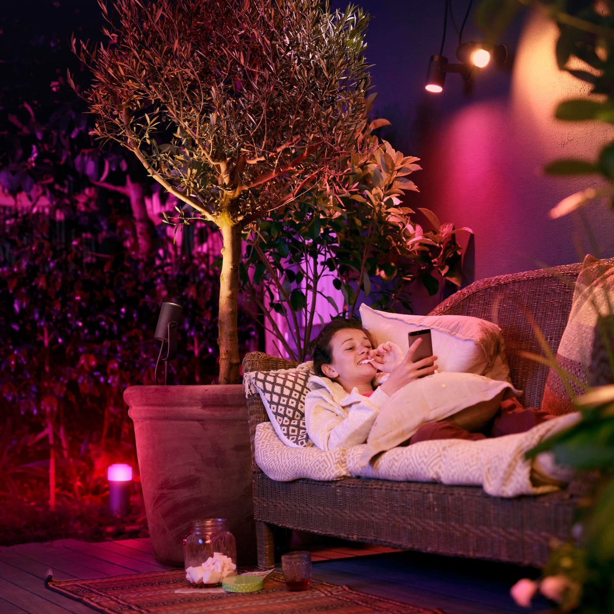 Philips - Hue Lily Outdoor Spotlight Basekit (3-pack) - White and Color Ambiance