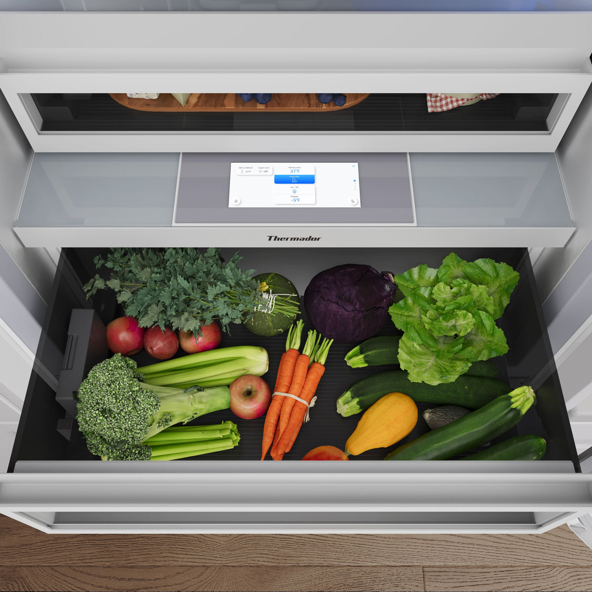 Thermador - Freedom Collection 30 in. Wide 16.6 Cu. Ft. Bottom Freezer Built-in Smart Refrigerator with ThermaFresh Pro Drawers - Custom Panel Ready
