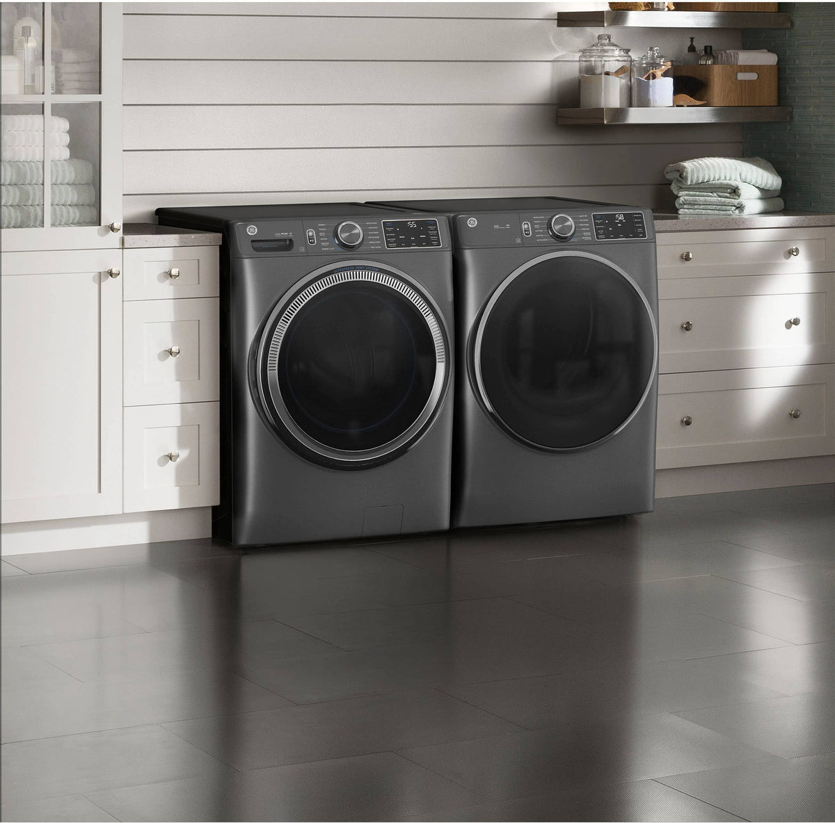 GE - 5.0 Cu. Ft. Stackable Smart Front Load Washer with Steam, SmartDispense and Odorblock Ultra Fresh Vent System - Carbon Graphite