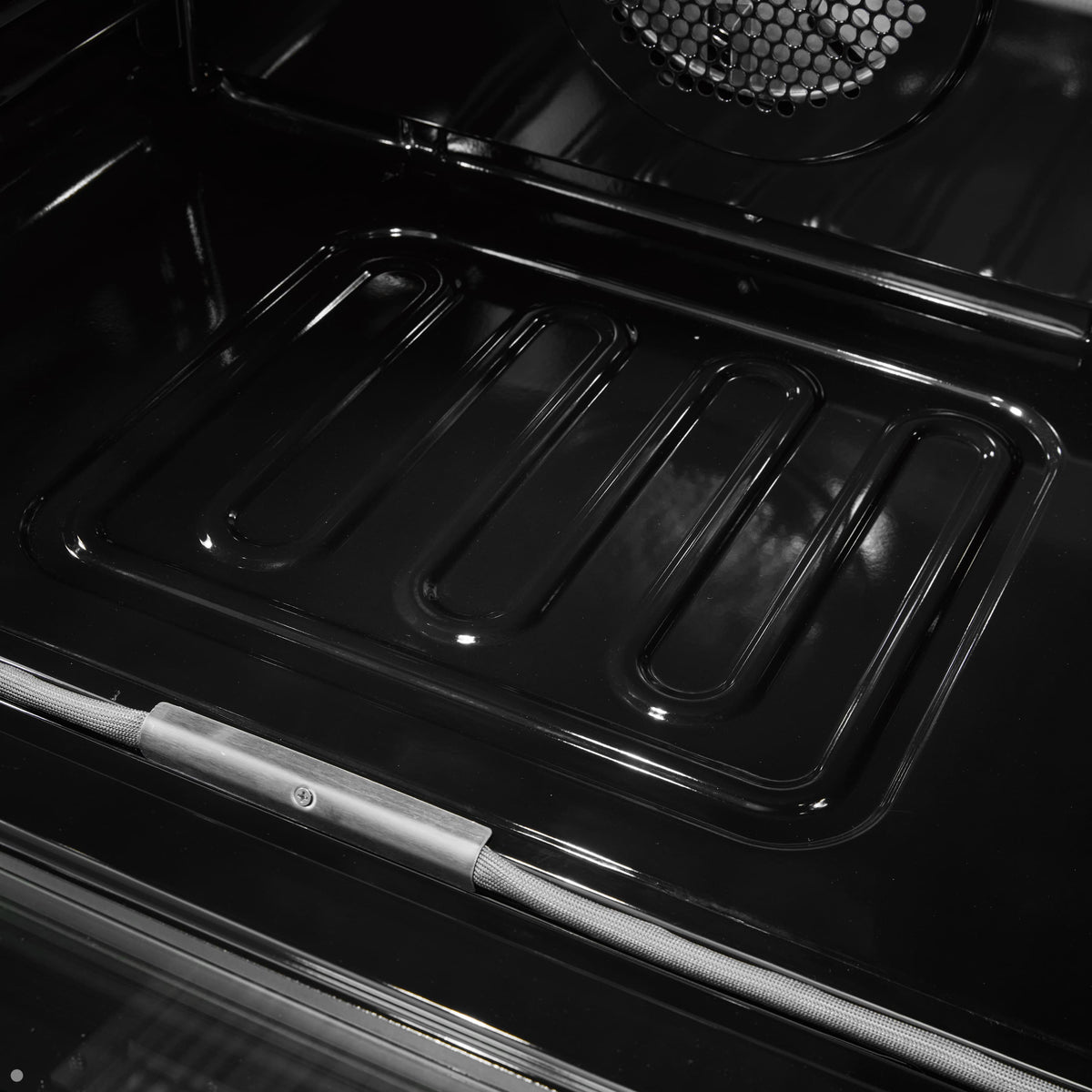 Viking - 36"W. 5.6 Cu.Ft. Pro5S 6 Element Freestanding Electric Induction Convection Range - Stainless Steel