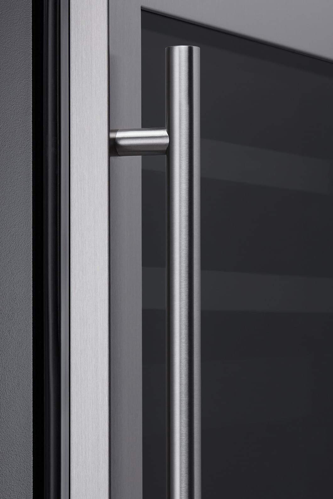 Zephyr - Presrv Contemporary Handle Accessory for Full Size Panel Ready Coolers - Stainless Steel