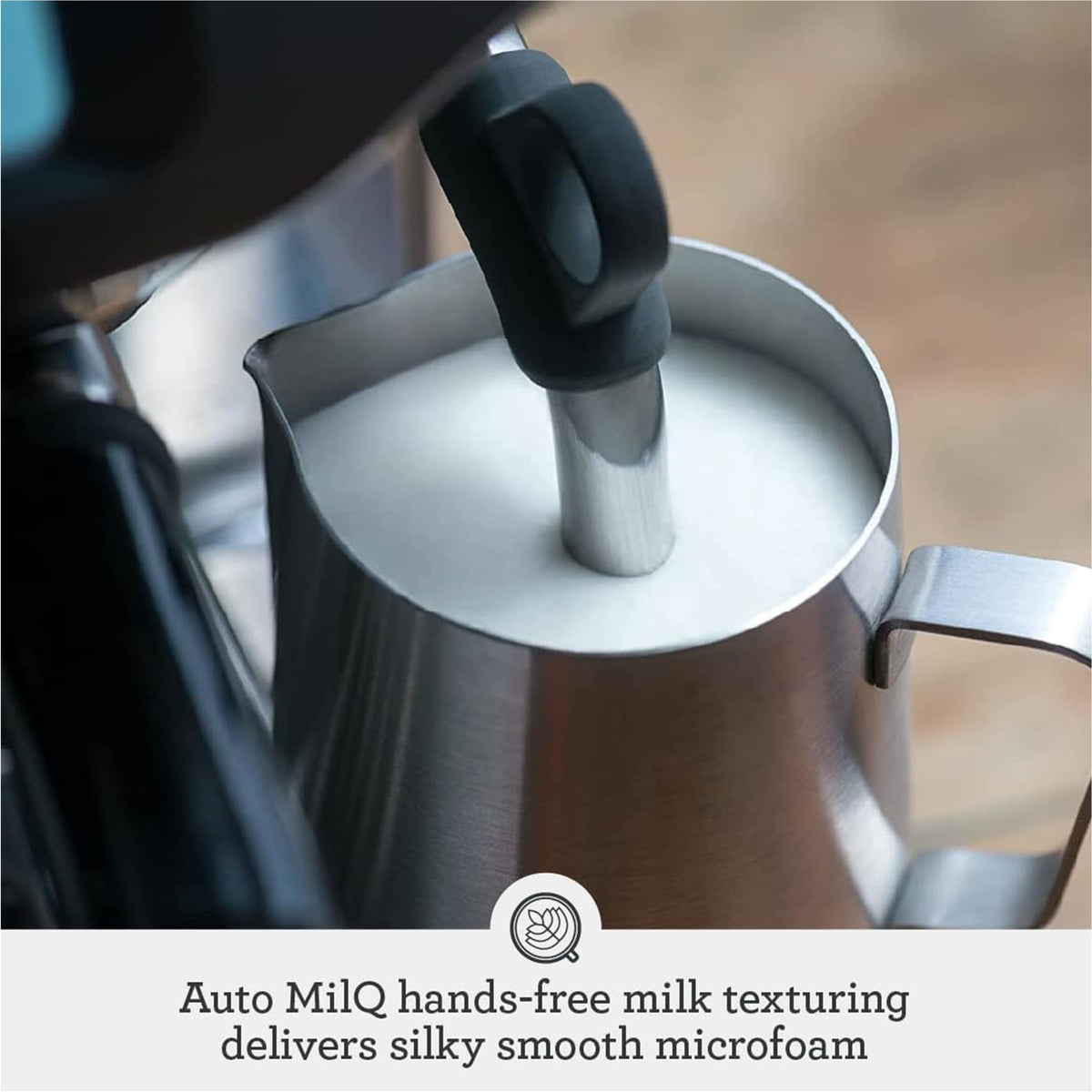 Breville - the Barista Touch Espresso Machine with 9 bars of pressure, Milk Frother and integrated grinder - Stainless Steel