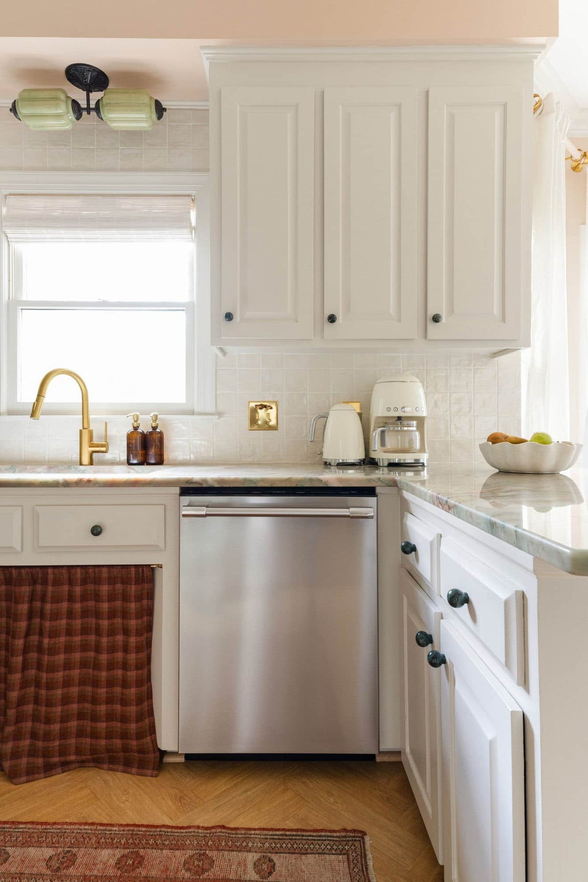 Frigidaire - Professional 24" Stainless Steel Tub Built-In Dishwasher with CleanBoost technology - Stainless Steel