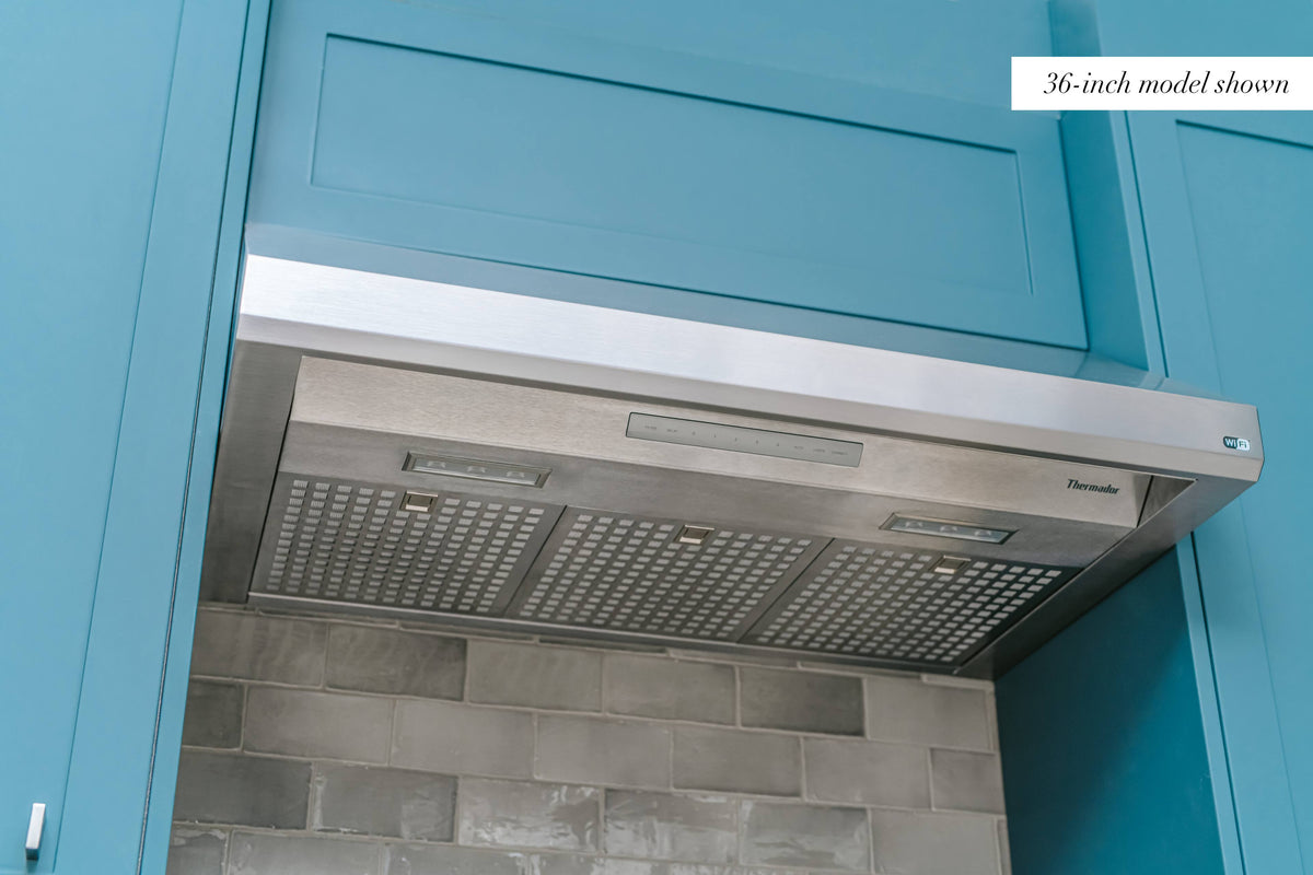 Thermador Masterpiece - 48 inches - Externally Vented & Recirculating - Wall Range Hood - Stainless Steel