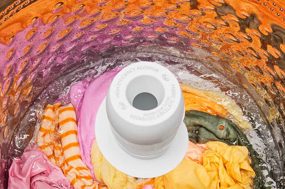 Whirlpool - 4.6 Cu. Ft. Top Load Washer with Built-In Faucet - White