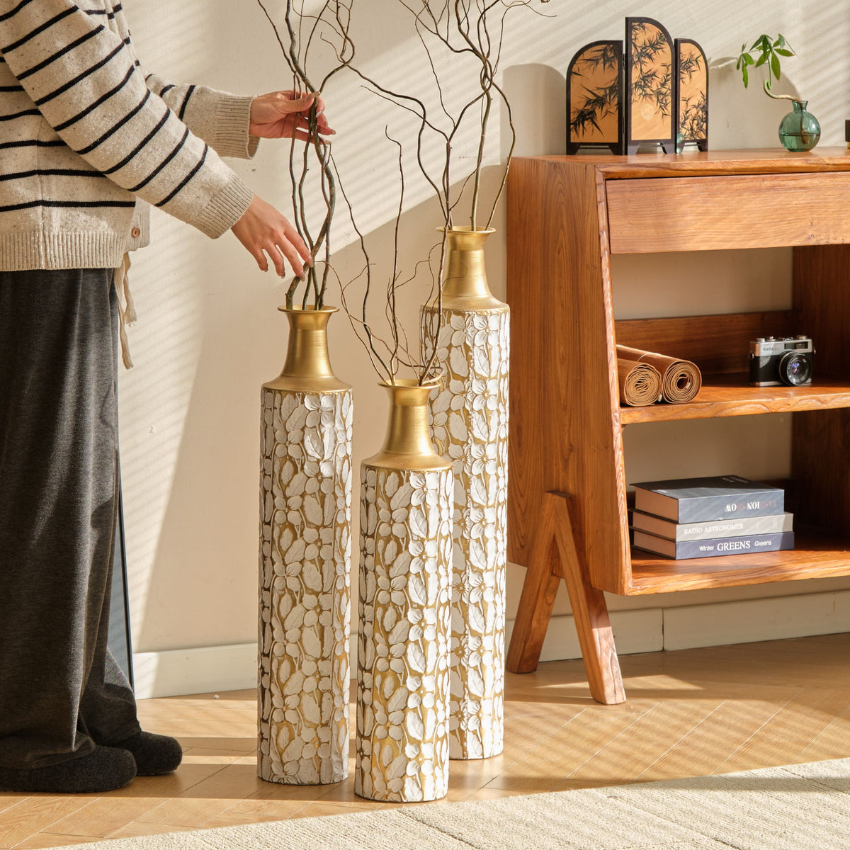 Floor Vases Large Vases Decorative High Vases (Set of 3) For Home Decor Vintage Large Vases Representing Twigs, Twigs Dried Flowers Living Room Antique Worn Vases - Antique White