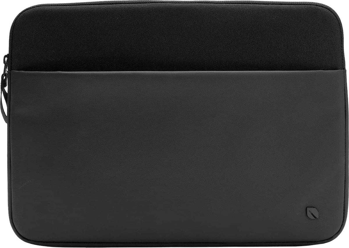 Incase - A.R.C. Sleeve for 16" Laptop - Black