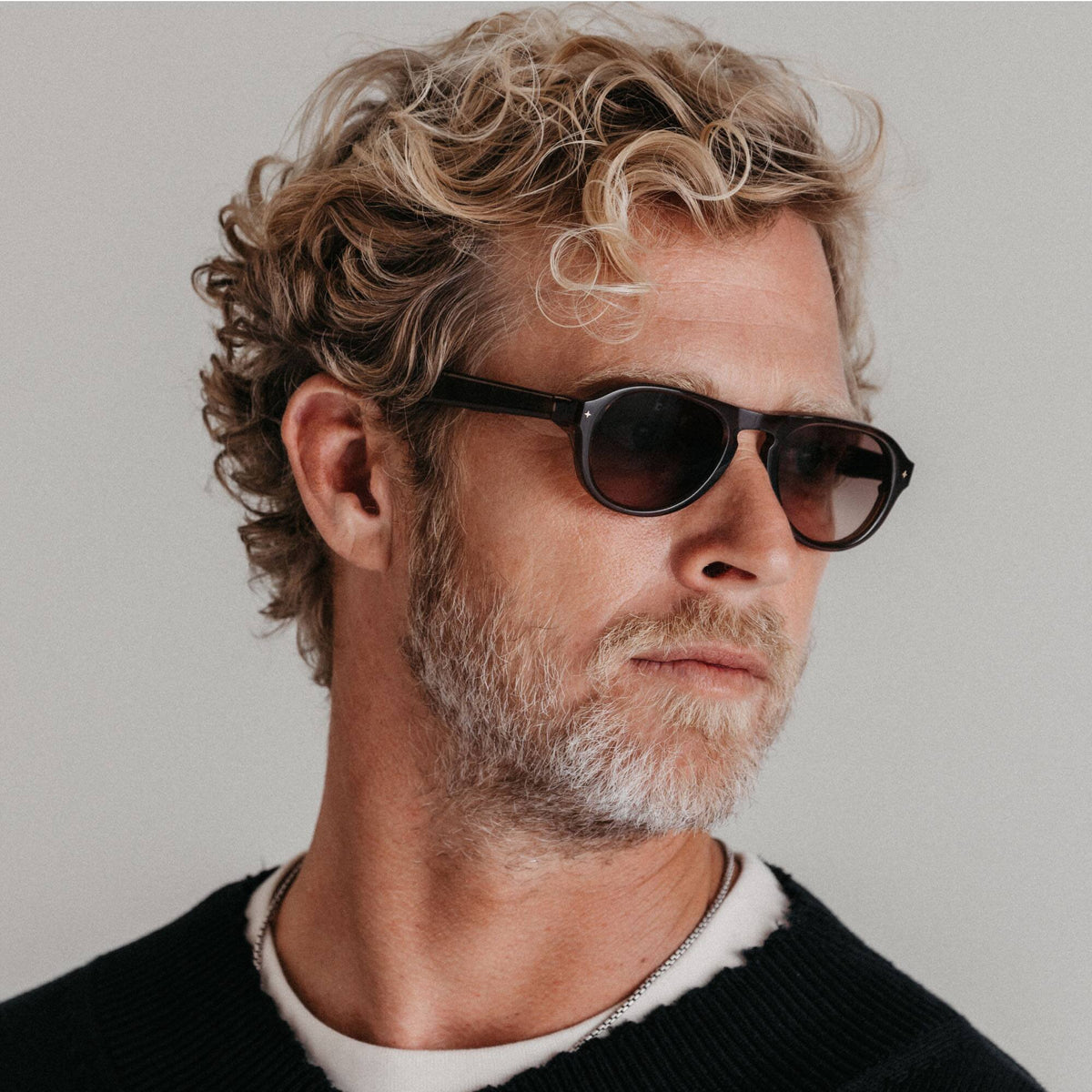 VONDER - PALERMO AI Smart Glasses Translate, Call & Remember, 16h+ Battery, Premium Audio, Privacy-First, Gradient Brown Lenses - Whiskey