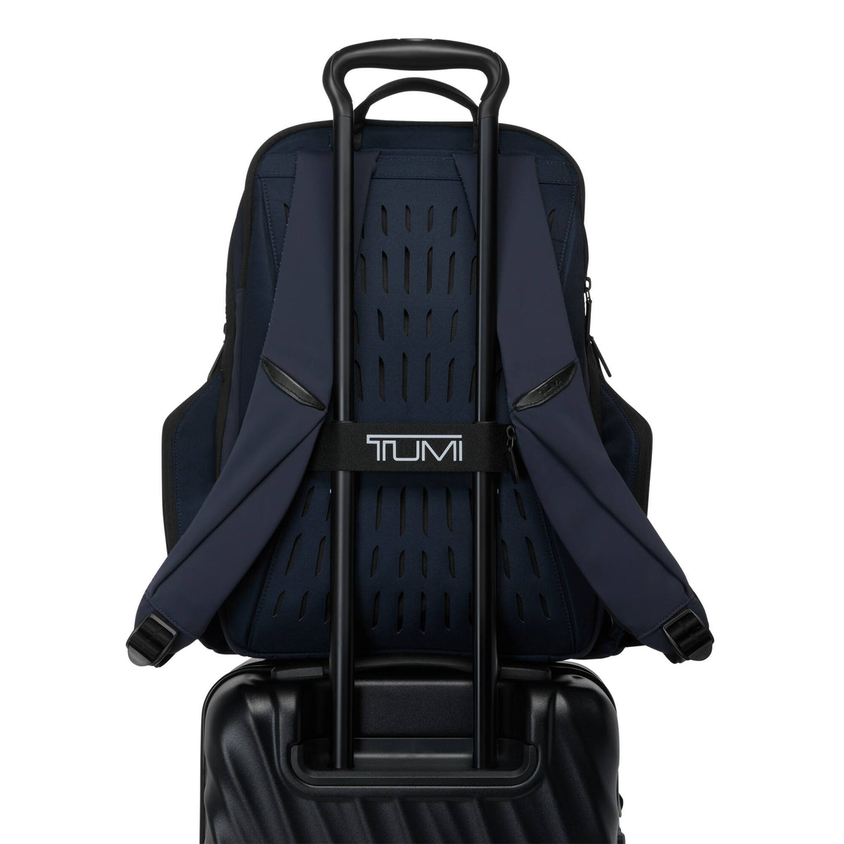 TUMI - Axis Large Backpack 25L - Navy