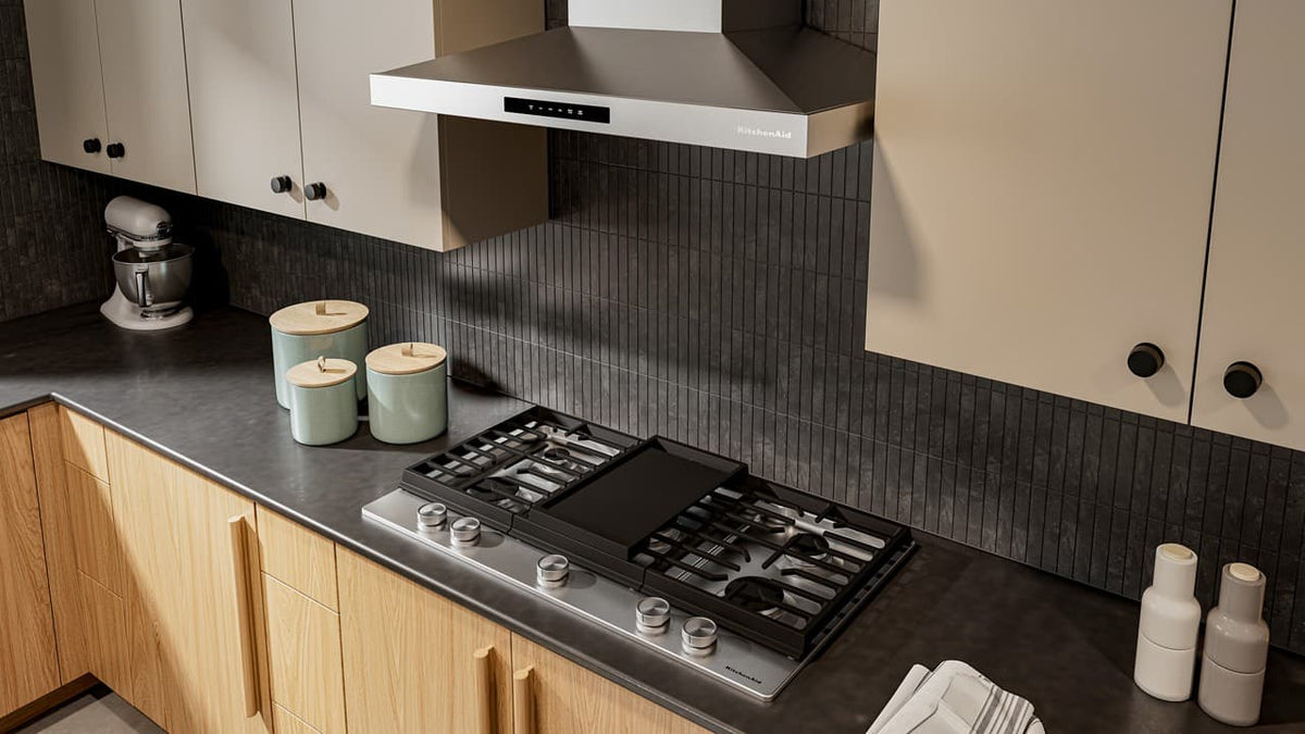 KitchenAid - 36 in. Wide 5 burners Gas Cooktop with Integrated Wok Grate - Stainless Steel