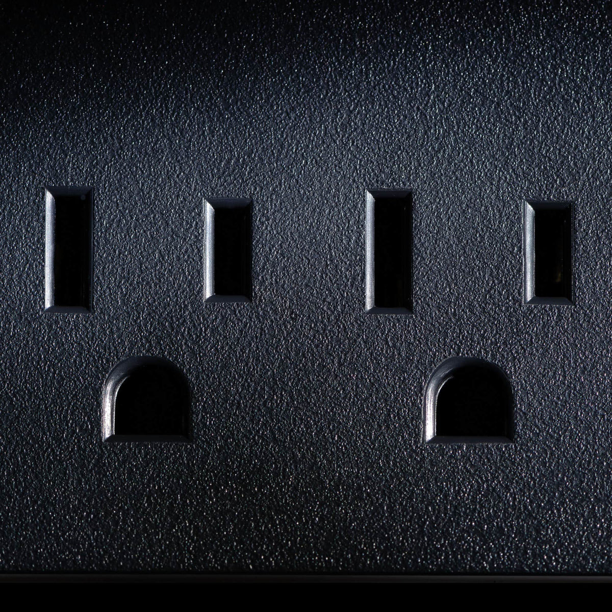 CyberPower - GXS1005C2 10 Outlet Surge Protector with RGB Lighting and USB Charging Ports - Black