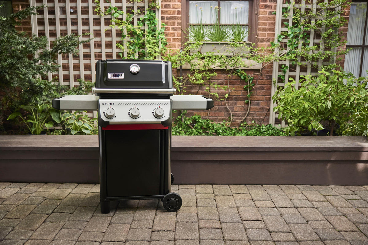 Weber - Spirit E-310 3 Burner Liquid Propane Gas Grill - Black