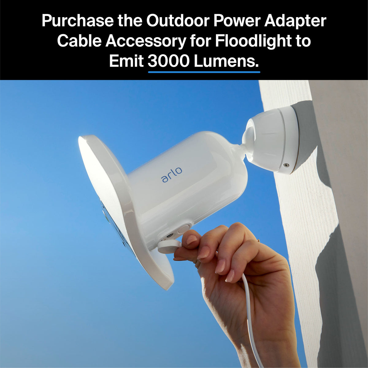 Arlo - Pro 3 Wireless Floodlight Security Camera 2K HDR - 2000-3000 Lumens, Rechargeable Battery, 1-Cam - White