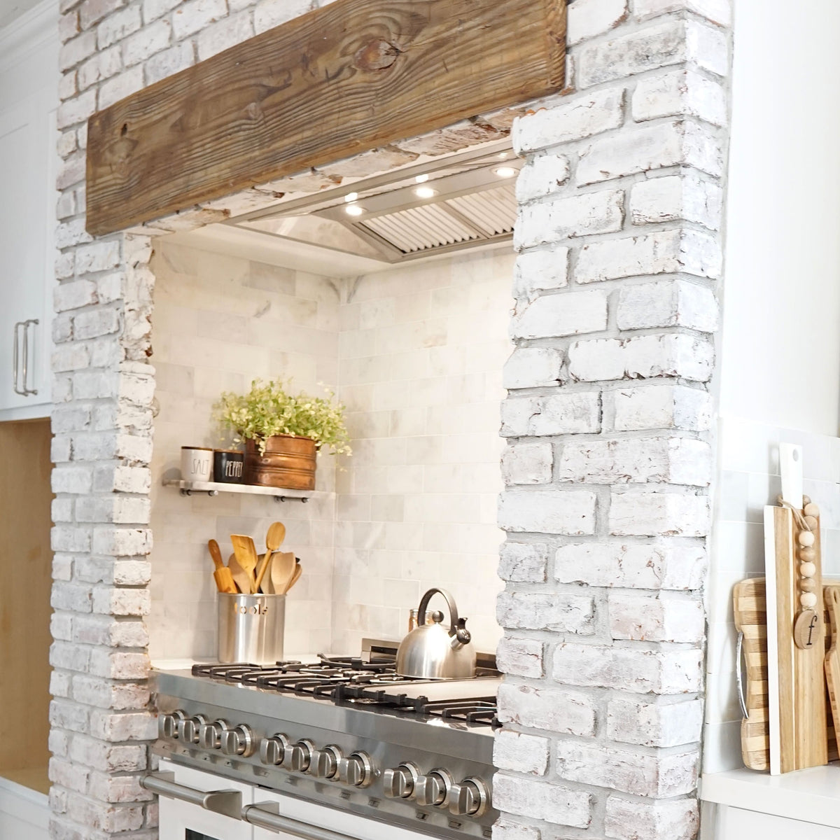ZLINE - 58 inches - Externally Vented - Range Hood Insert - Stainless Steel