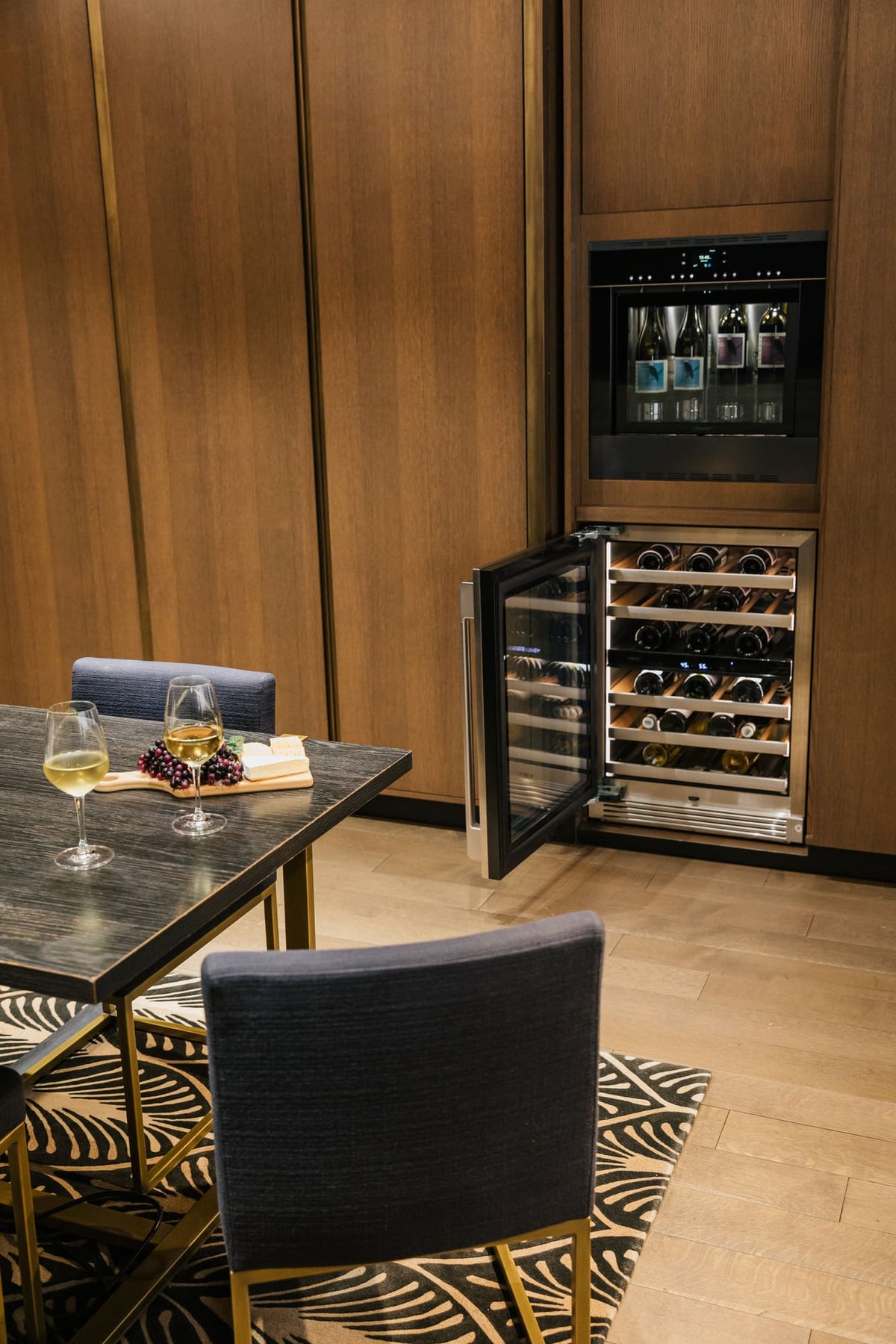 24" Undercounter Panel Kit Compatible with Dacor Undercounter Wine and Refrigeration - Silver