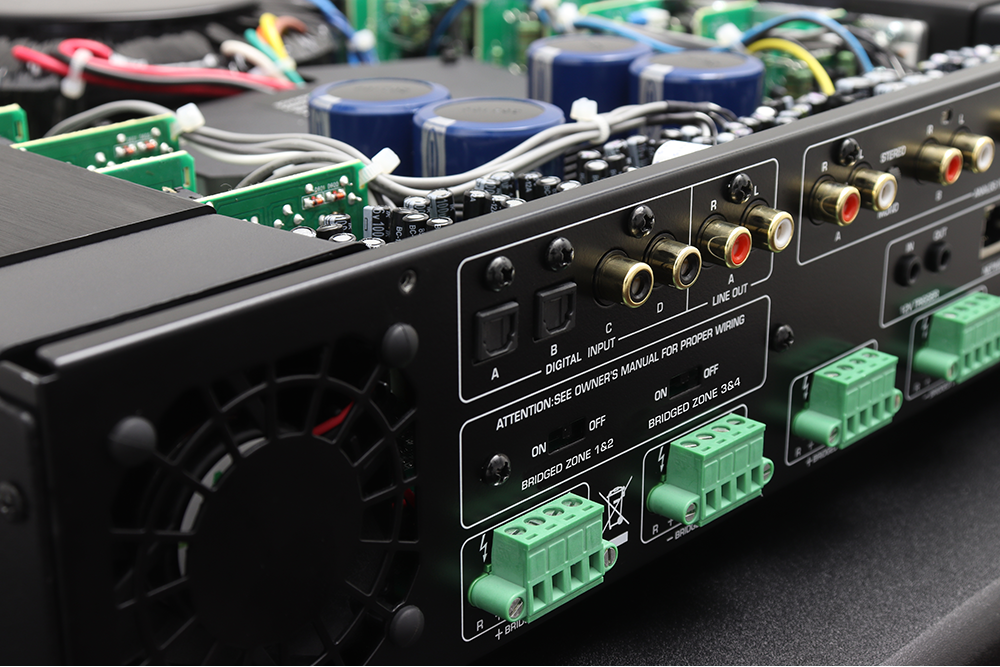 Rotel - C8+ 8-Ch CI Amplifier - Black