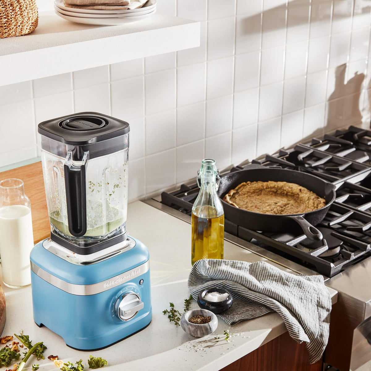 KitchenAid - K400 1200W 56 oz. Variable 5-Speed BPA-Free Blender with Tamper - Blue Velvet