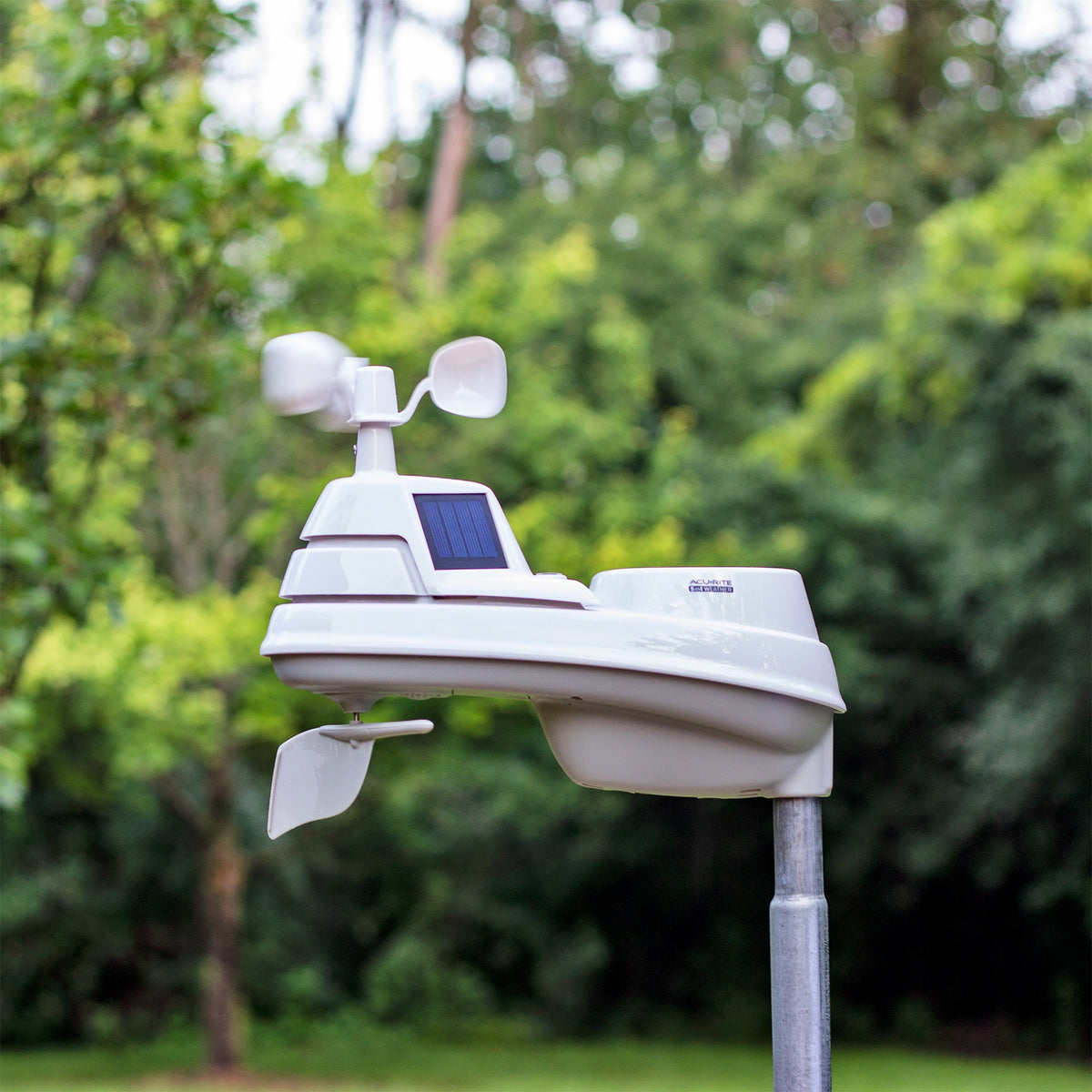 AcuRite - Iris (5-in-1) Pro Weather Station with High-Definition Display and Lightning Detection - Multi