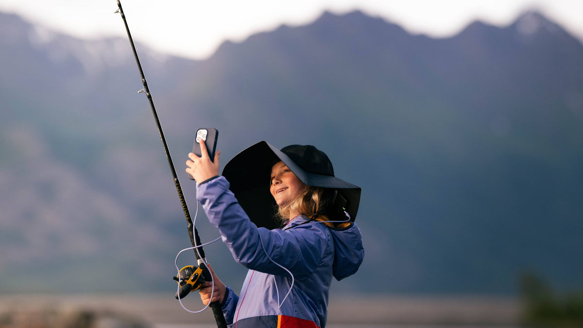 EcoFlow - Portable Solar Panel Power Hat (M-L) - Black