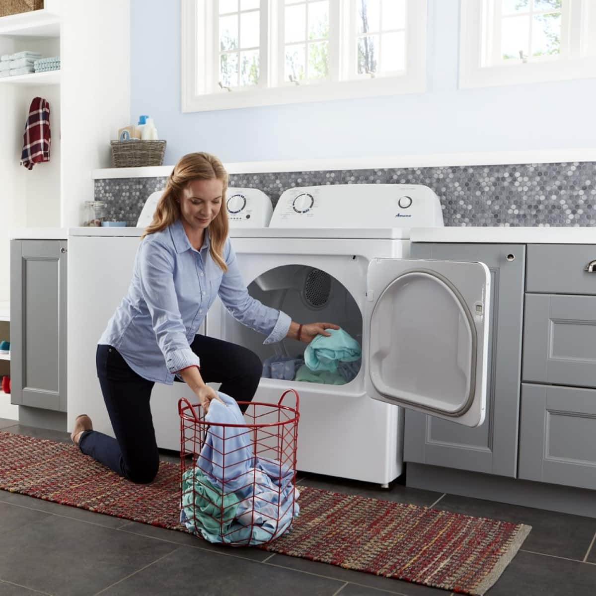 Amana - 6.5 Cu. Ft. Electric Dryer with Automatic Dryness Control - White