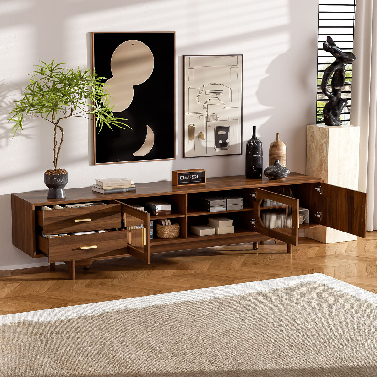 Mueble de TV moderno con puertas de cristal estriado y 2 cajones