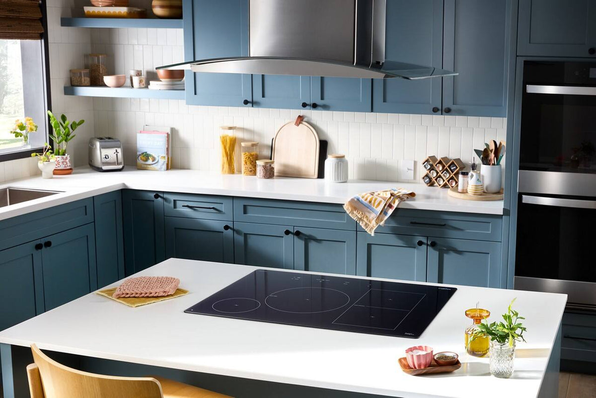 Whirlpool - 30 in. Wide 4 element Electric Induction Cooktop with Temp Cook Technology and WipeClean Coating - Stainless Steel